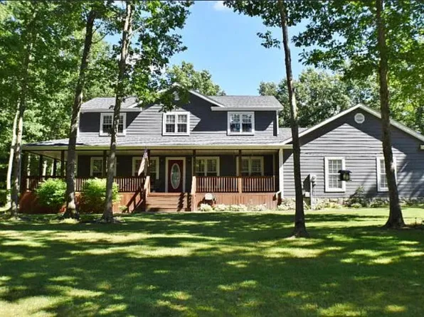 149 Lichen Ln, Cool Ridge, WV 25825