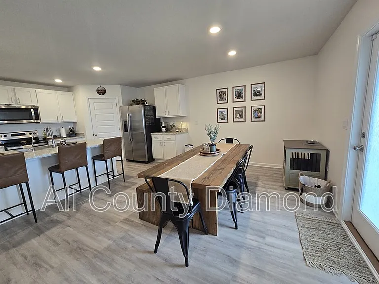 6617 Slabinski Ln — Photo 9