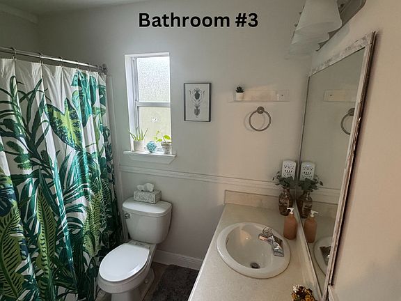2nd image of 2610 Hayward Dr #1