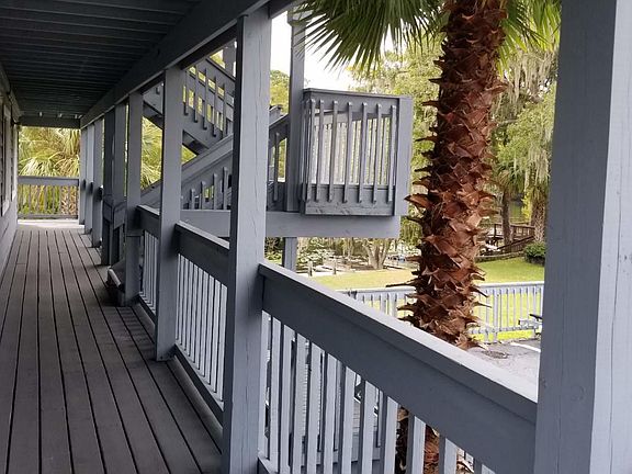 5th image of 20820 River Dr APT B21