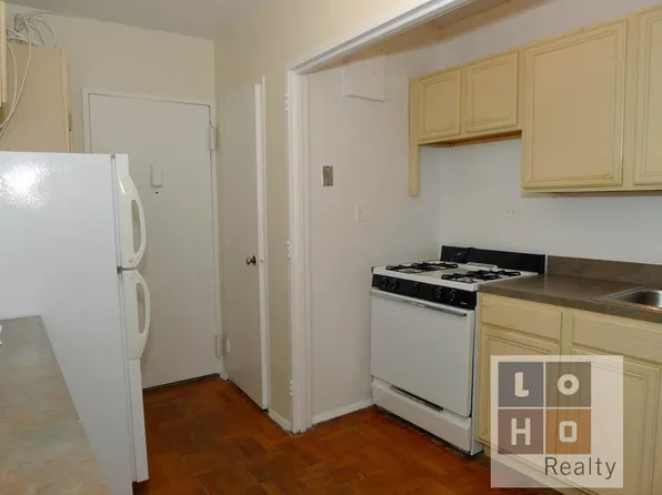 475 Fdr Drive image 1 of 4