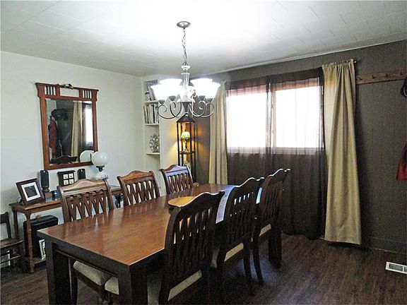 4th image of 404 Highland Ave