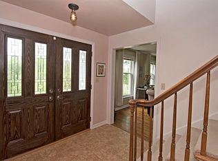 428 Woodland Hills Dr, Pittsburgh, PA