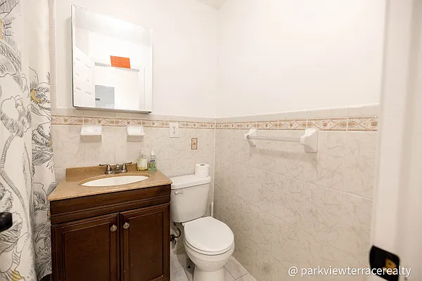 Rented by Sorensens Parkview Terrace Real Estate Inc | media 8