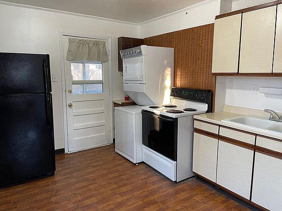 4th image of 624 E Lincoln Ave