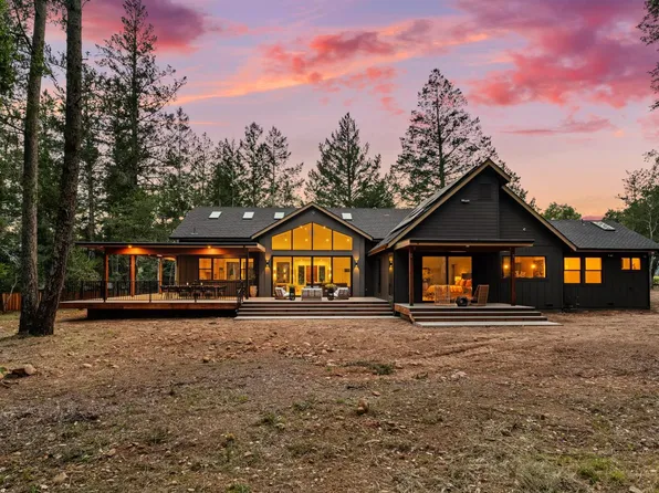 554 Shady Acres Lane, Santa Rosa, CA 95409