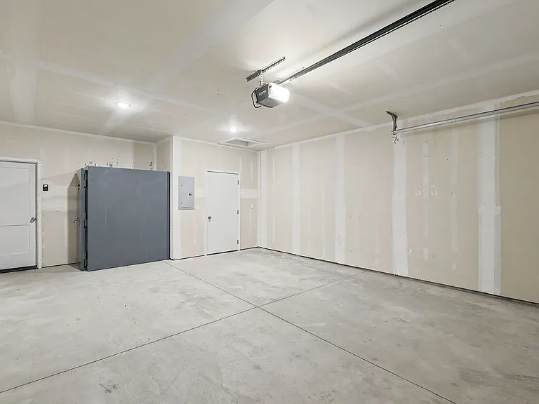 805 S Trails Head St — Photo 50