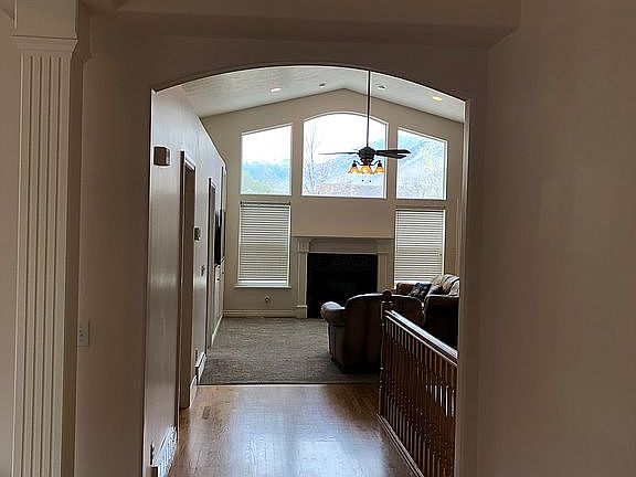 4th image of 9718 N Peach Ct