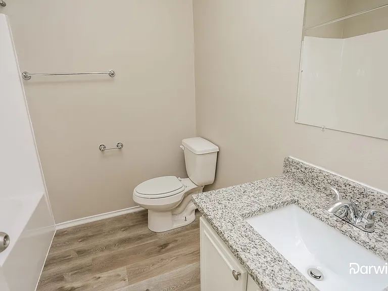 500 Ryan St — Photo 14