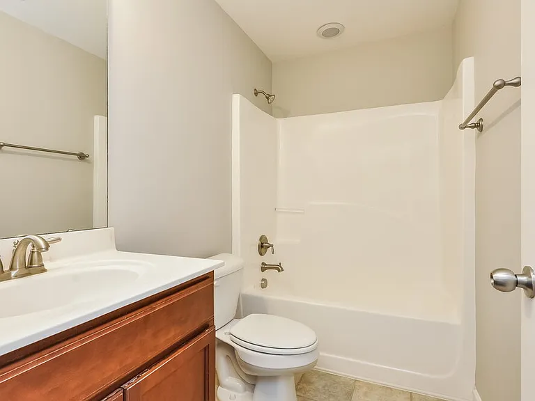 48 Ashby Dr — Photo 13