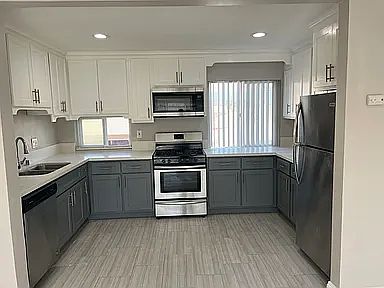 2nd image of 829 S Taylor Ave #11
