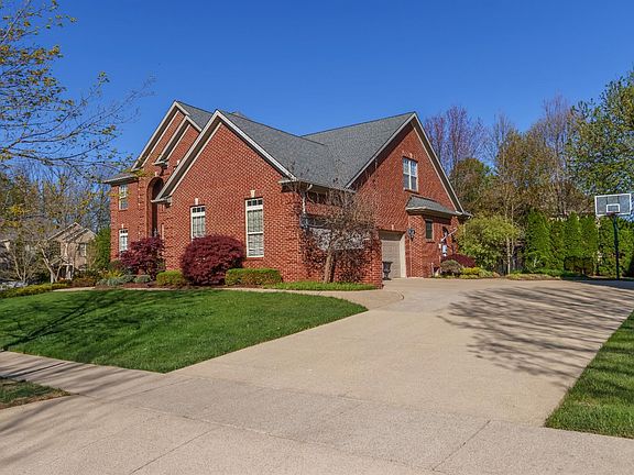 2nd image of 2169 Carolina Ln