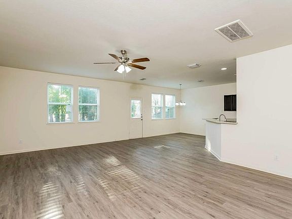 2nd image of 18615 Walden Glen Cir #1