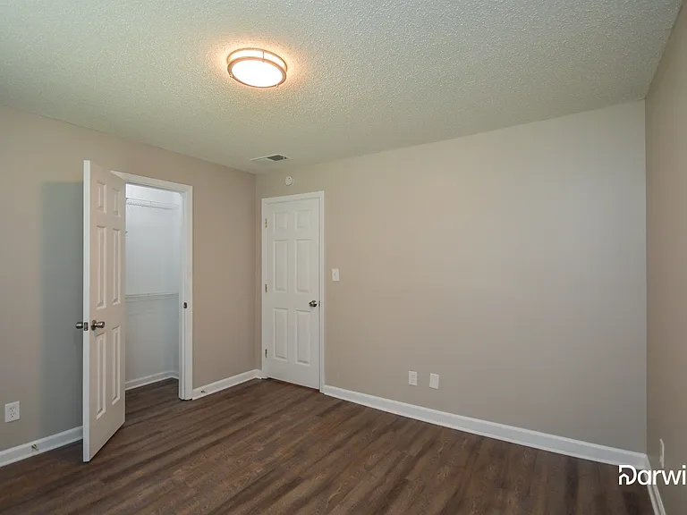 2490 Sherrie Ln SW — Photo 11