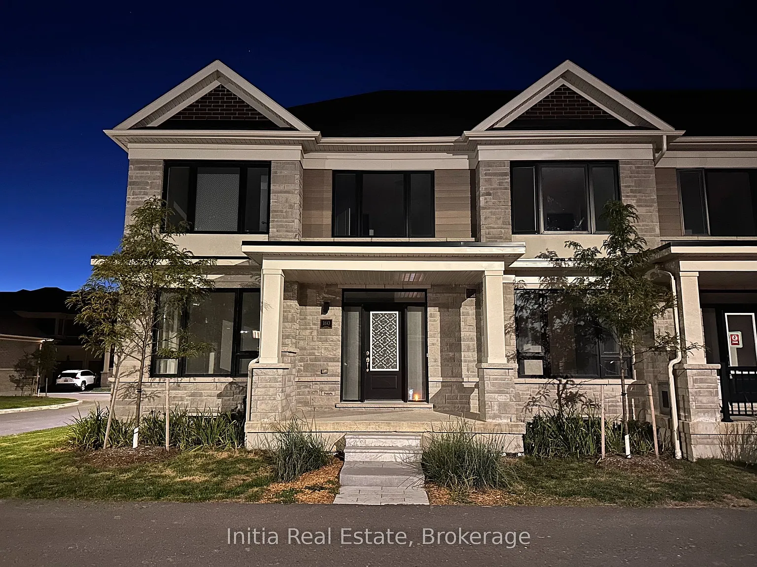 5 bed, $2,800 — Photo 1