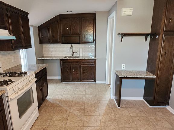 Plenty of storage cabinets