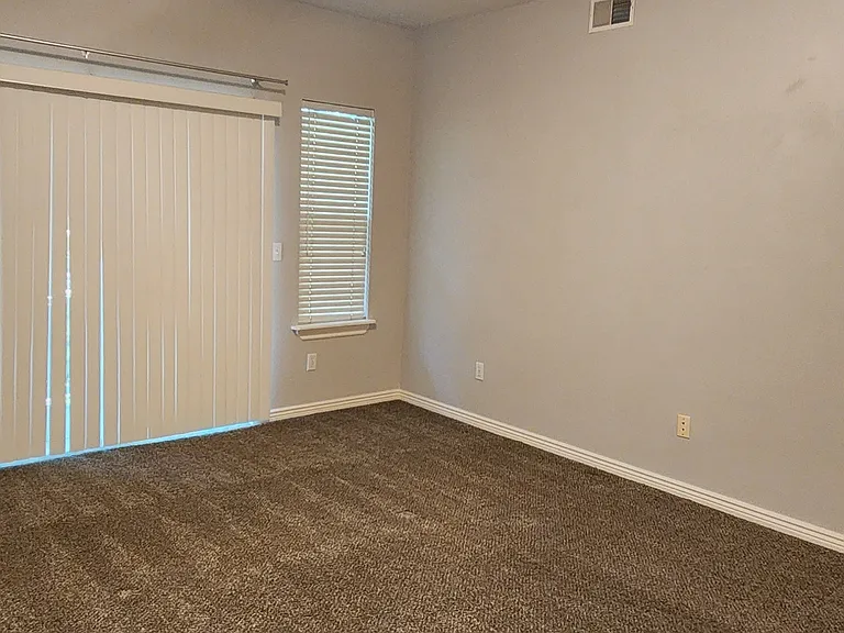 504 N Seven Peaks Blvd #1-207 — Photo 17