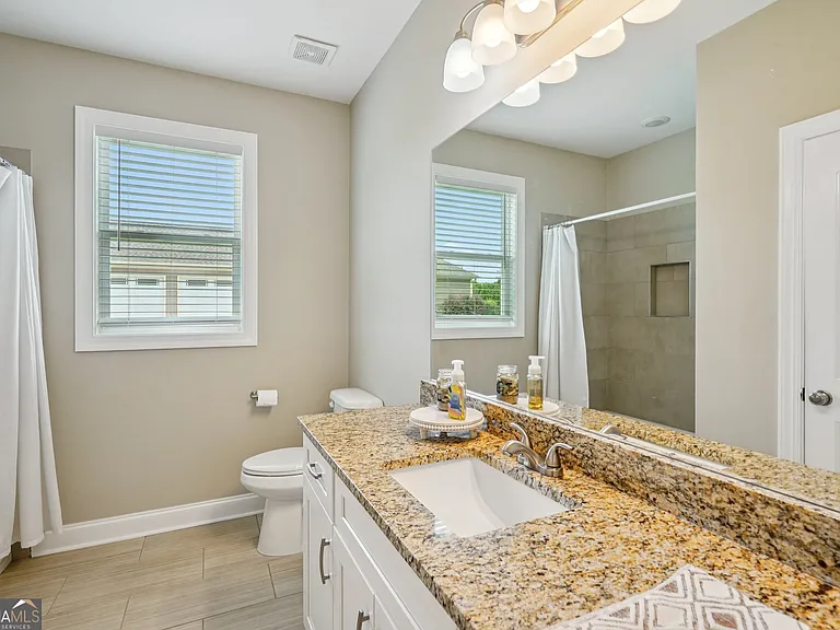 202 Sage Ct — Photo 12