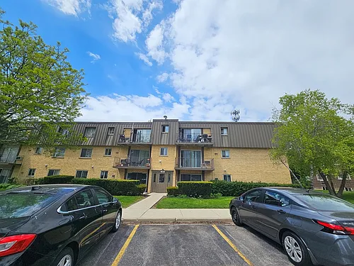 584 Fairway View Dr #2J Photo 1