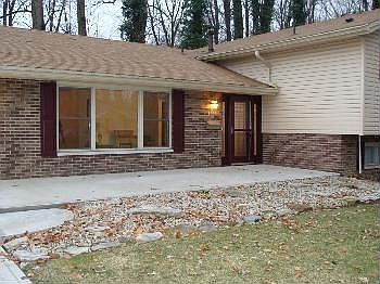 3rd image of 4674 Marcus Cir
