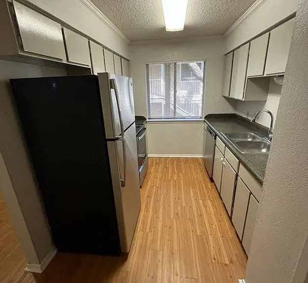 Juniper Springs Apartments — Photo 166