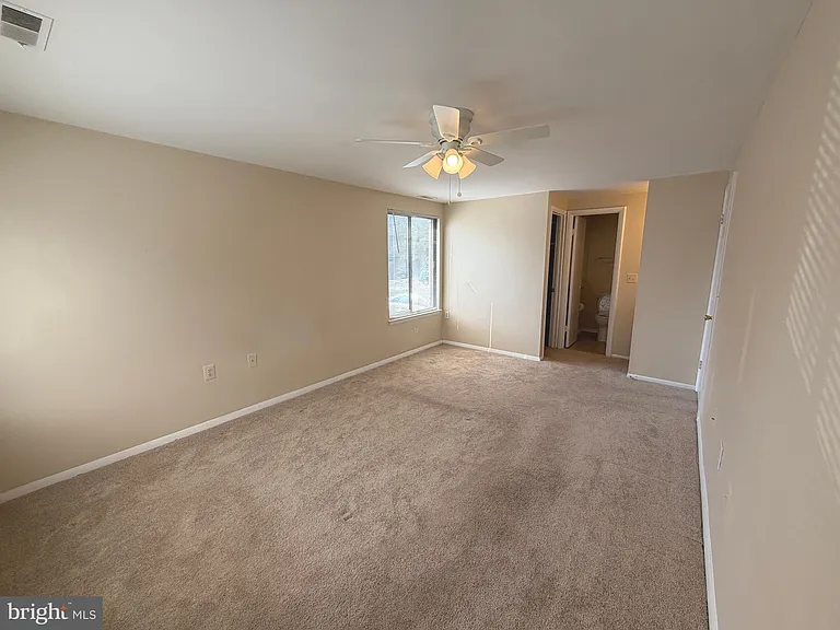 18131 Chalet Dr #24-103 — Photo 26