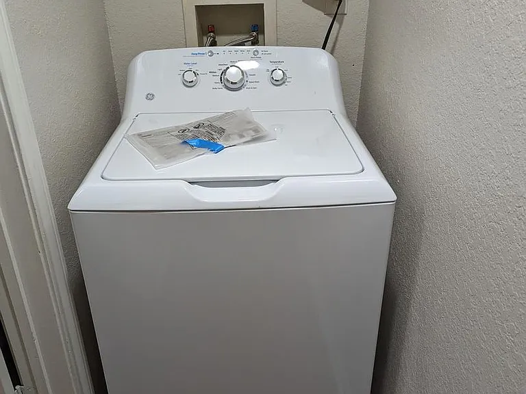 911 N Orange Ave #524 — Photo 17