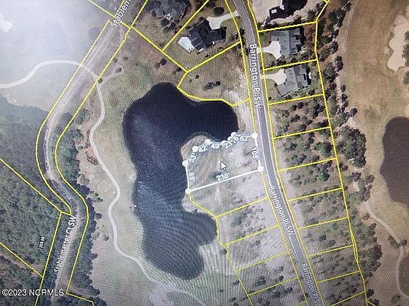 2nd image of 589 Barrington Place SW