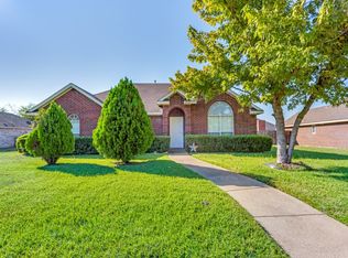 2510 Sunset Dr, Lancaster, TX 75146