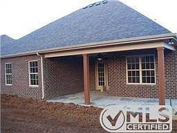 2nd image of 205 Landons Cir