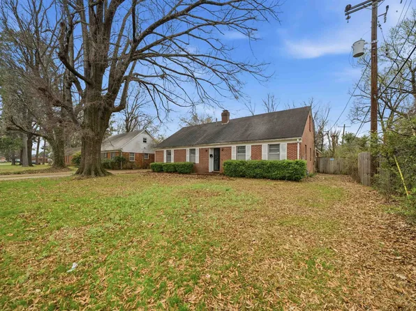 1305 Cherry Rd, Memphis, TN 38117