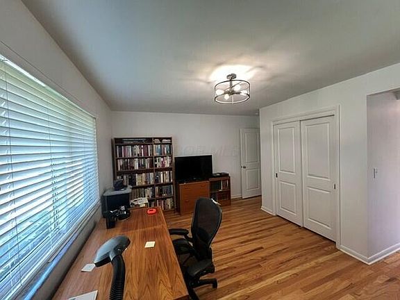 4th image of 4000 Ritamarie Dr