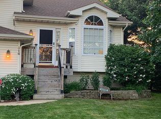 316 Greenbriar Blvd, Poplar Grove, IL 61065