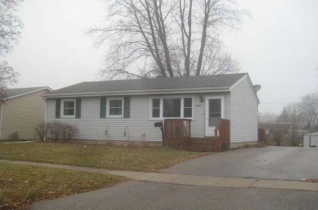 1st image of 1024 Marie Ave