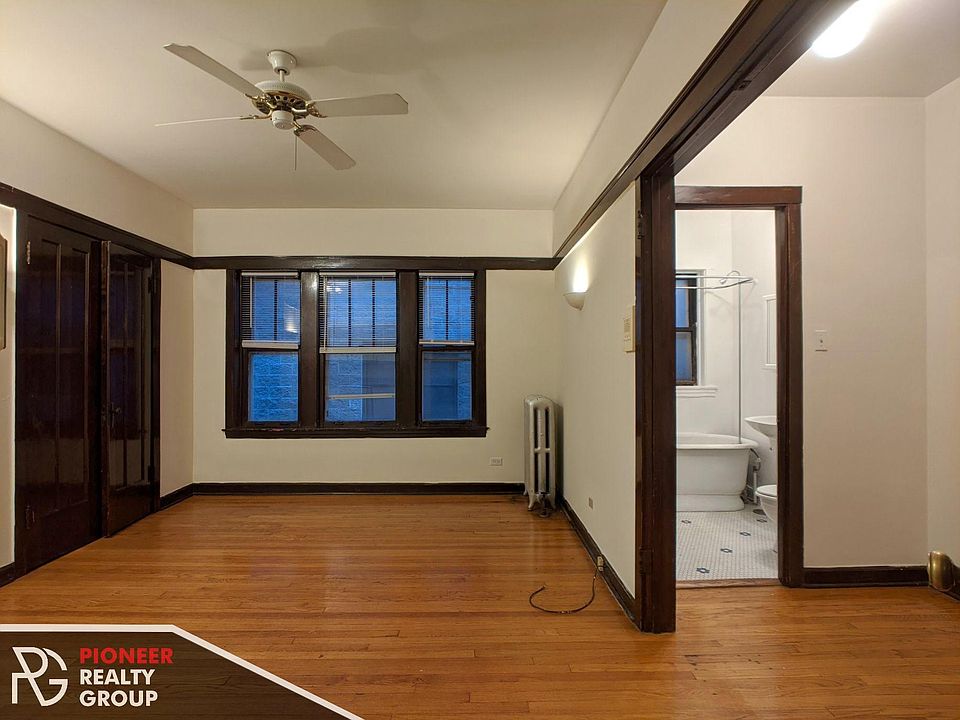 1st image of 812 W Waveland Ave #1MB