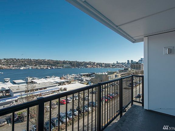 3rd image of 2001 Westlake Ave N 45 #45