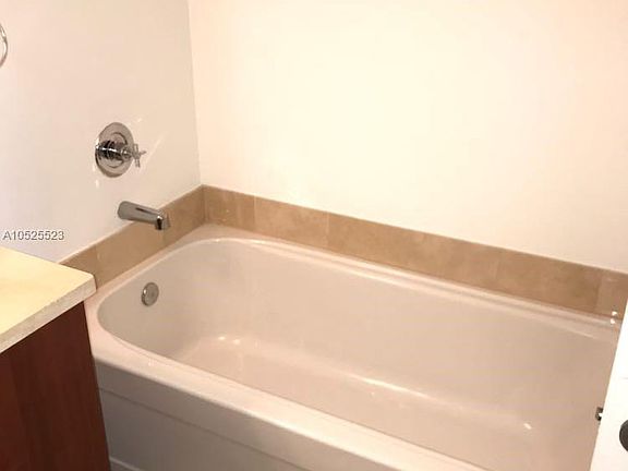 3rd image of 1111 SW 1st Ave APT 2623
