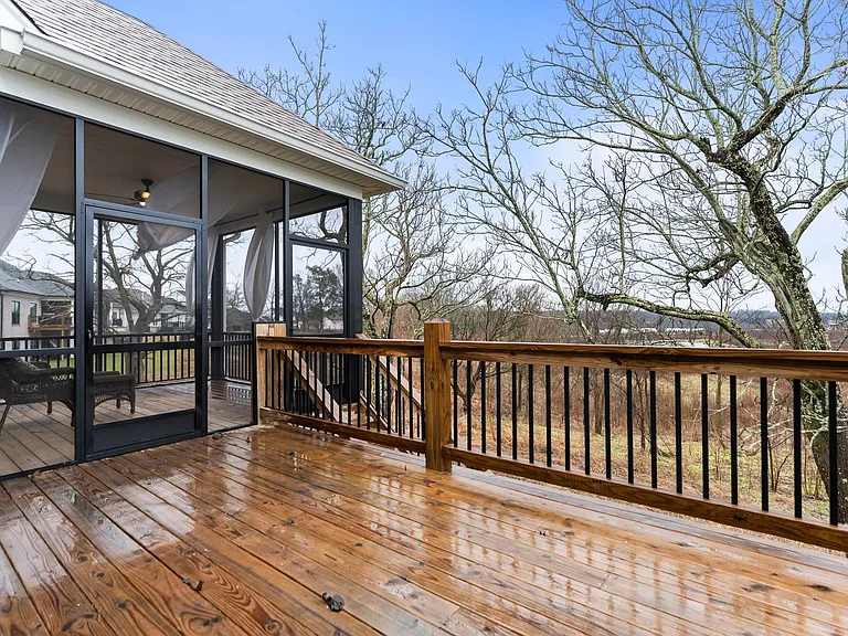 3222 Catalpa Farms Dr — Photo 17