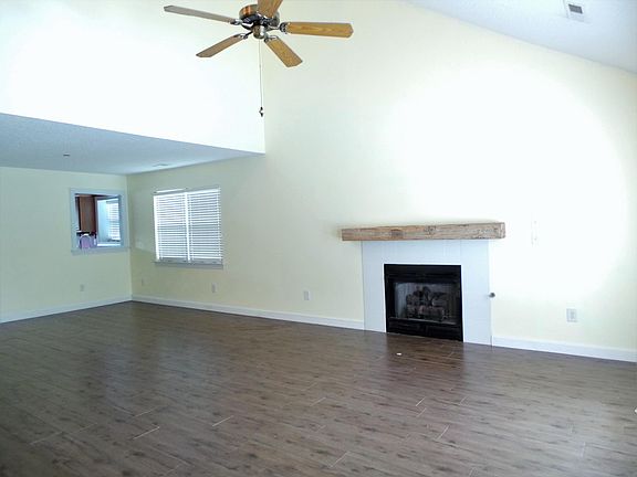 3rd image of 95 Northpark Ave