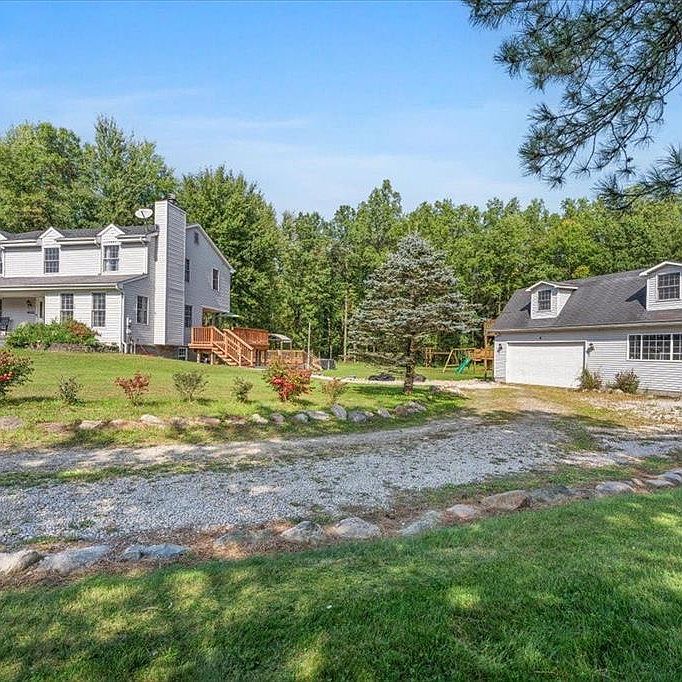 1st image of 49102 Sherwood Ct