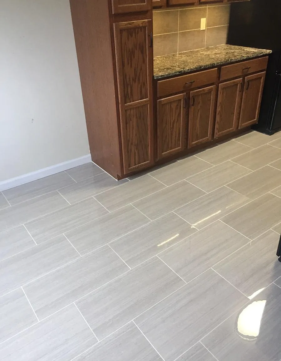 911 Edison Glen Terrace — Photo 4