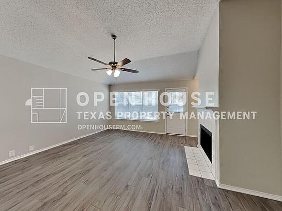 4th image of 1120 Victoria Dr
