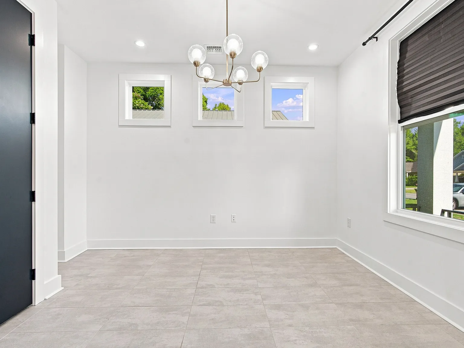 3 bed, 2131 sqft, $2,900 — Photo 3