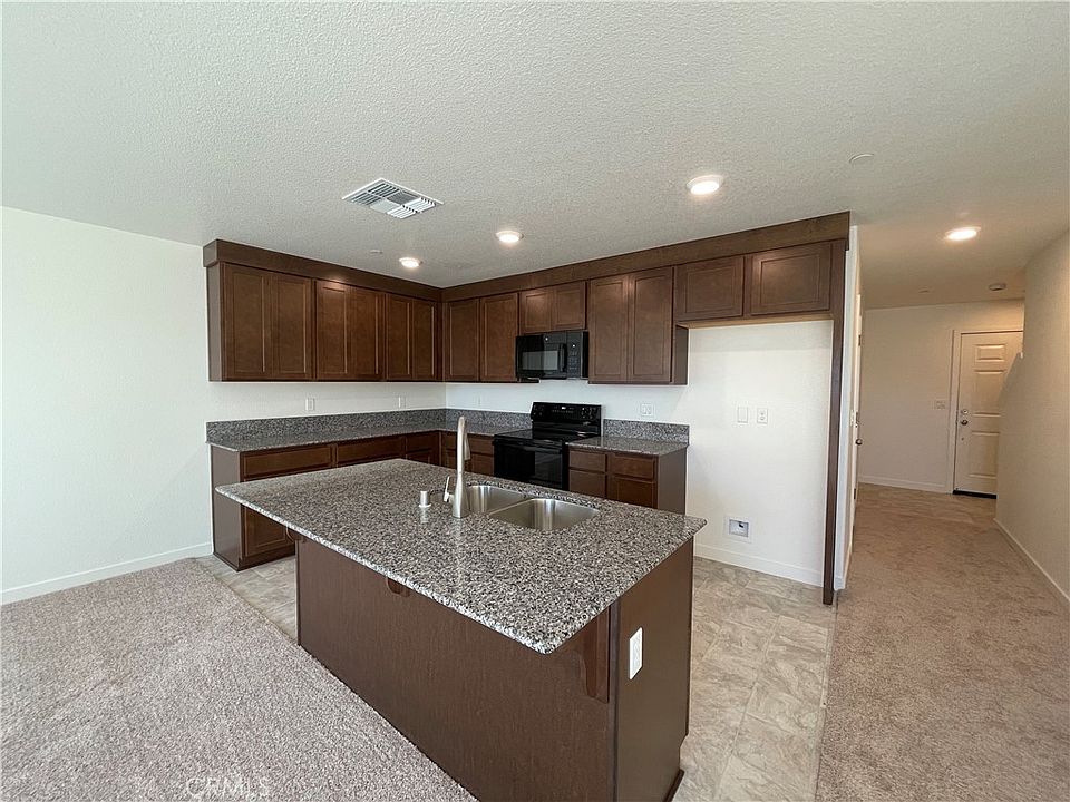 1st image of 732 Stone Ridge East Ave