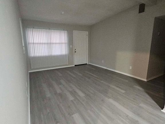 5th image of 3022 Guava St