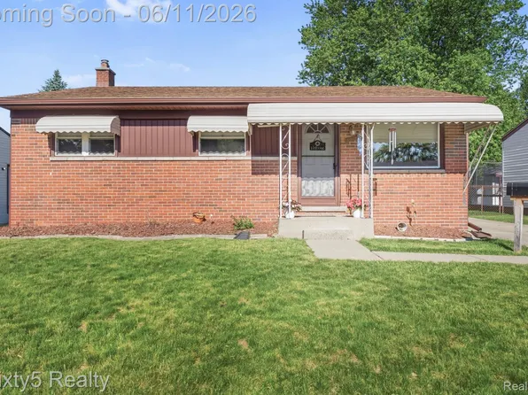 5048 Glenis St, Dearborn Heights, MI 48125