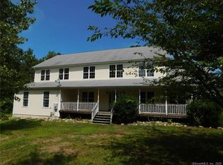 12 Baron Dr, Lisbon, CT 06351