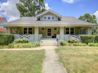 204 E Van Buren St, Philo, IL