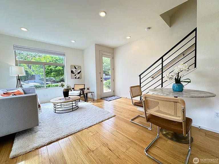 4114A Linden Ave N #A — Photo 10