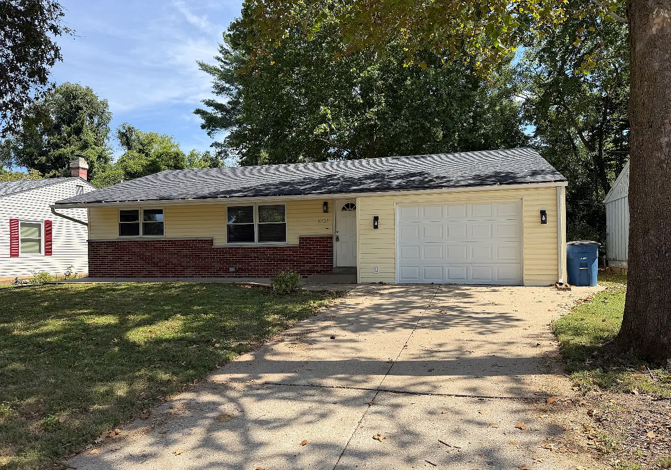 2 bed, 960 sqft, $1,750 — Photo 1